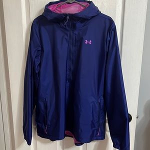 Women’s UA rain jacket